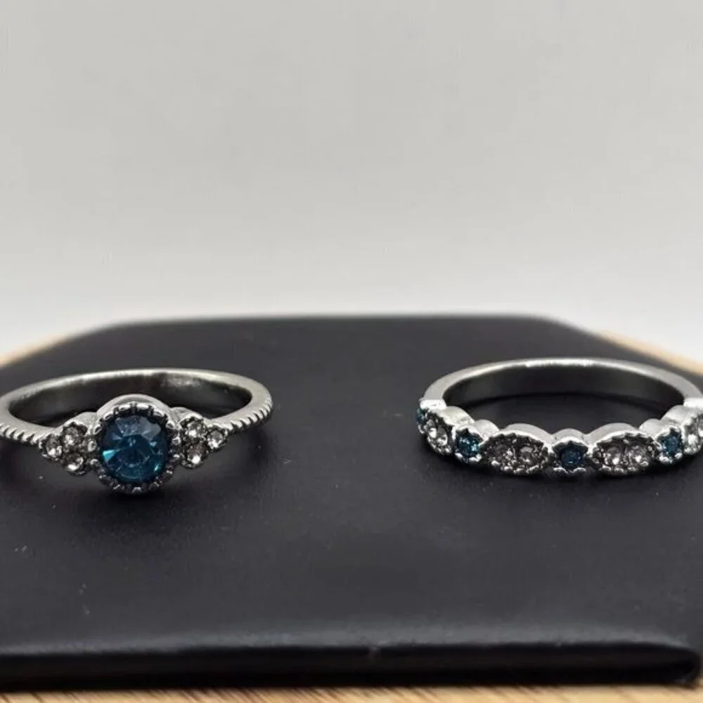 Ring Set With Blue & Clear Stones In Silver Tone For Women Size 9 (NWOT)‎